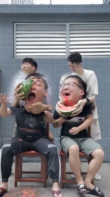 吃瓜 怀疑人生的图片,人生百态引人深思