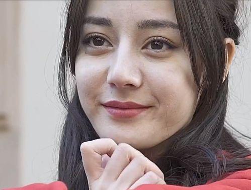 迪丽热巴摄影师爆料视频,摄影师揭秘拍摄幕后故事