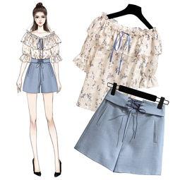 网红套装短裤灰色系,网红套装短裤，演绎简约时尚风潮