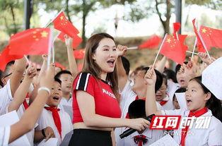 留守儿童翻唱网红歌曲,网红歌曲翻唱引发共鸣