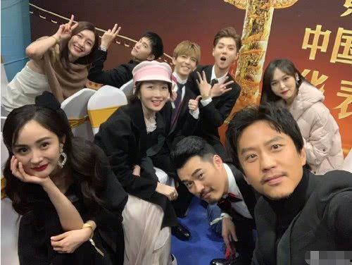 怎么p明星合影,轻松打造完美合影